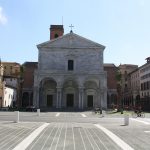 Piazza Grande ed esterno Duomo